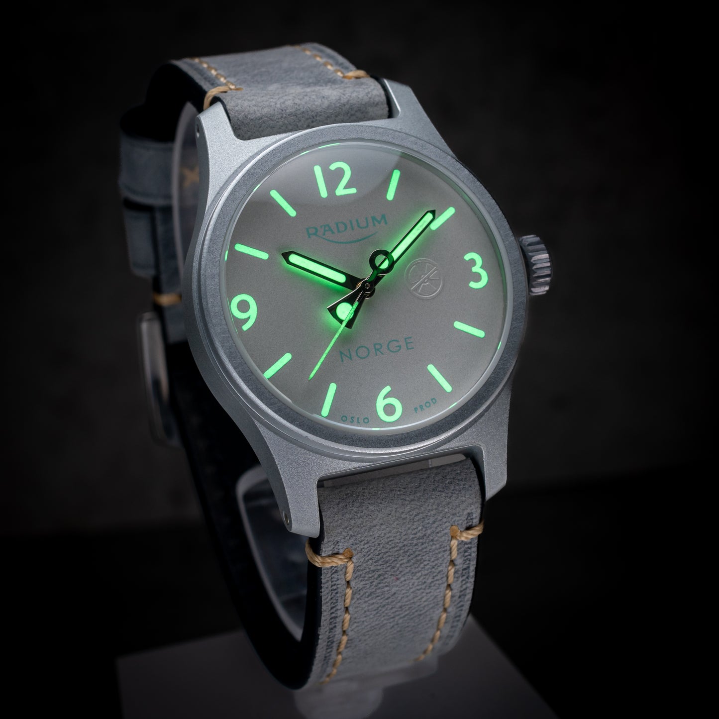.38 Original Radium 369 - Behrensgate: Wo zeitlose Tradition auf moderne Eleganz trifft